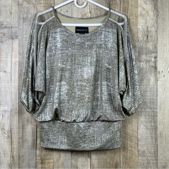 Frank Lyman Design Size 6 Silver Shimmer Dolman Style Top w/Chains on Sl… - Picture 1 of 8